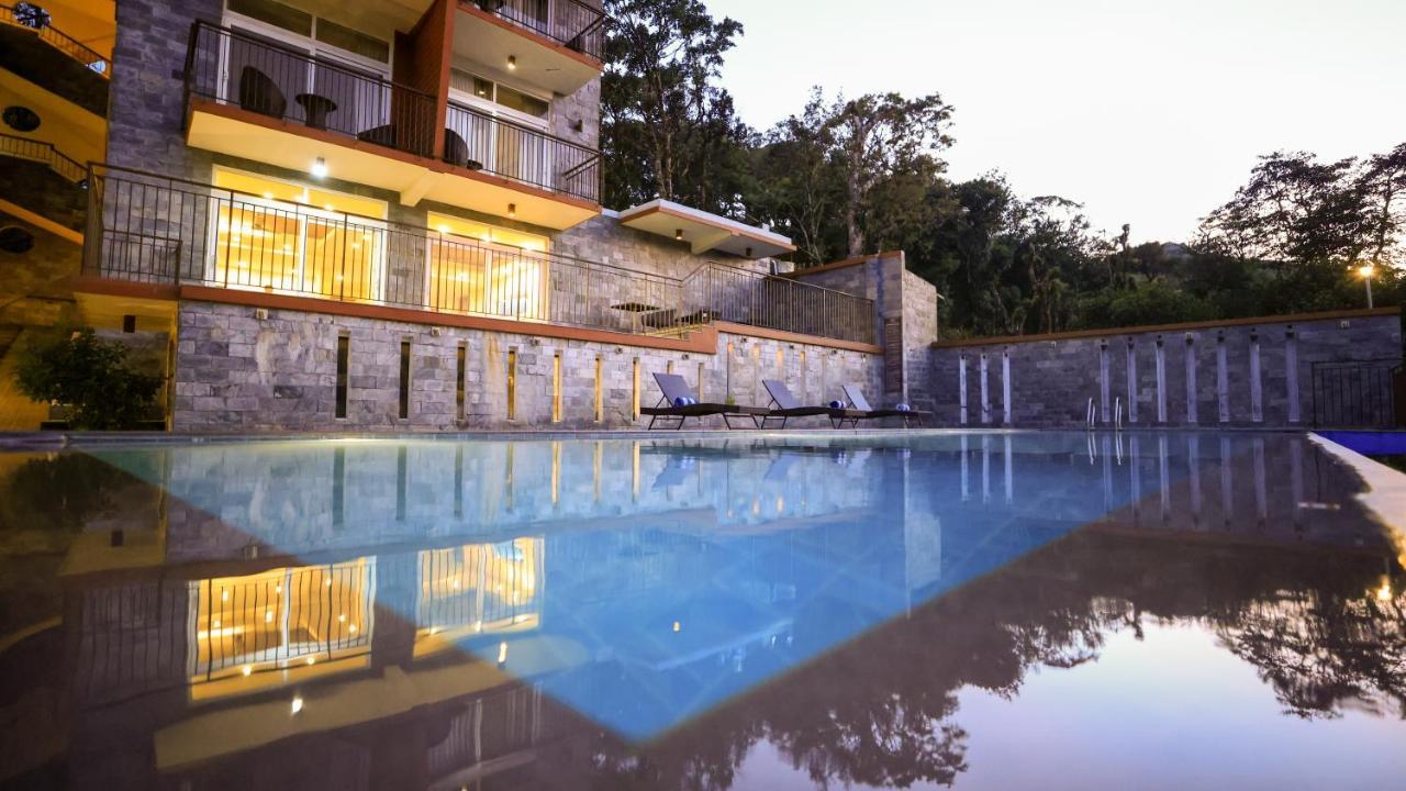 Shola Crown Resort - Munnar Chinnakanal Bagian luar foto
