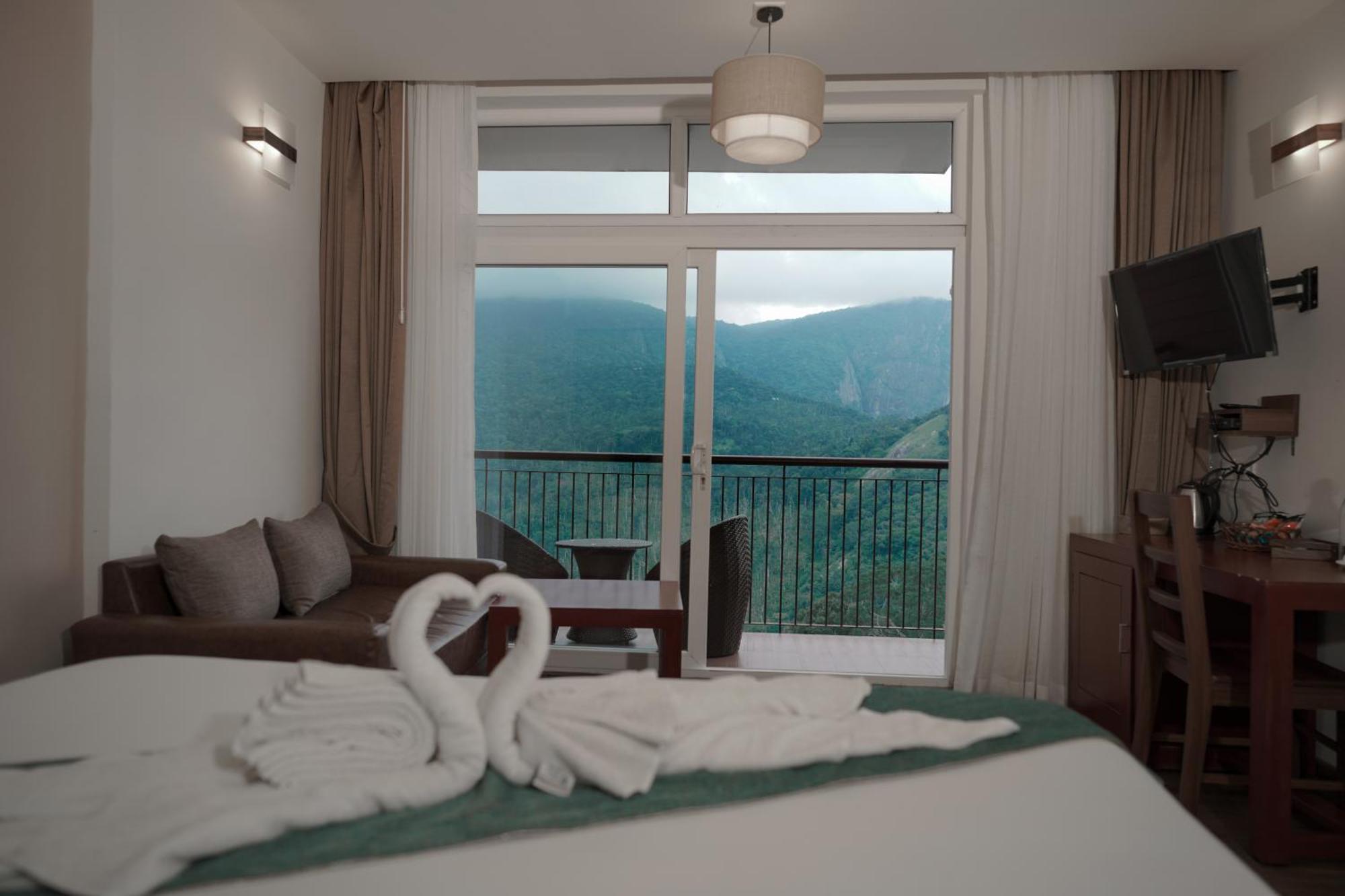 Shola Crown Resort - Munnar Chinnakanal Bagian luar foto